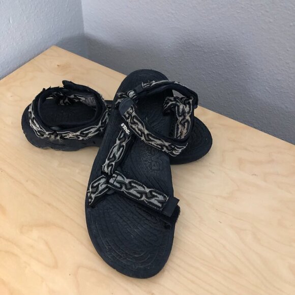 TEVA Terradactyl Athletic Sandals - Picture 2 of 8